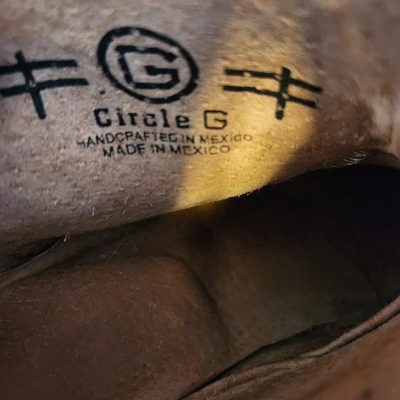 Circle G Distressed White and Tan Ankle Boots - Picture 4 of 4